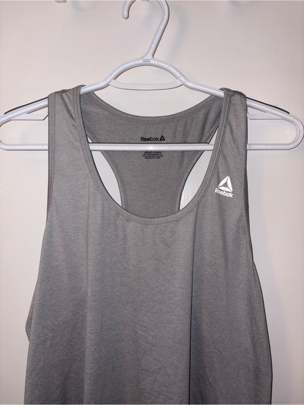 🍀4 for 25🍀 Reebok | Gray Racerback Workout Tank - Picture 3 of 5